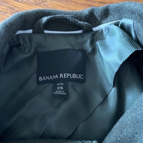 Banana republic petite army color blazer - Picture 2 of 2